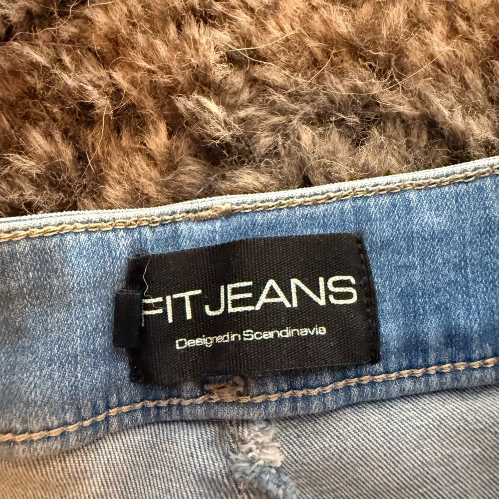 FITJEANS High Rise Blue Distressed Jeans - Picture 3 of 7